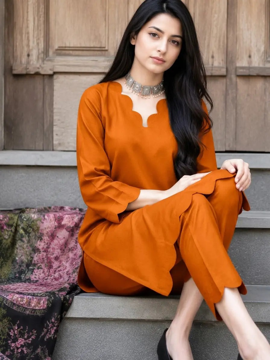 2 Pcs Women's Unstitched Plain Suit
